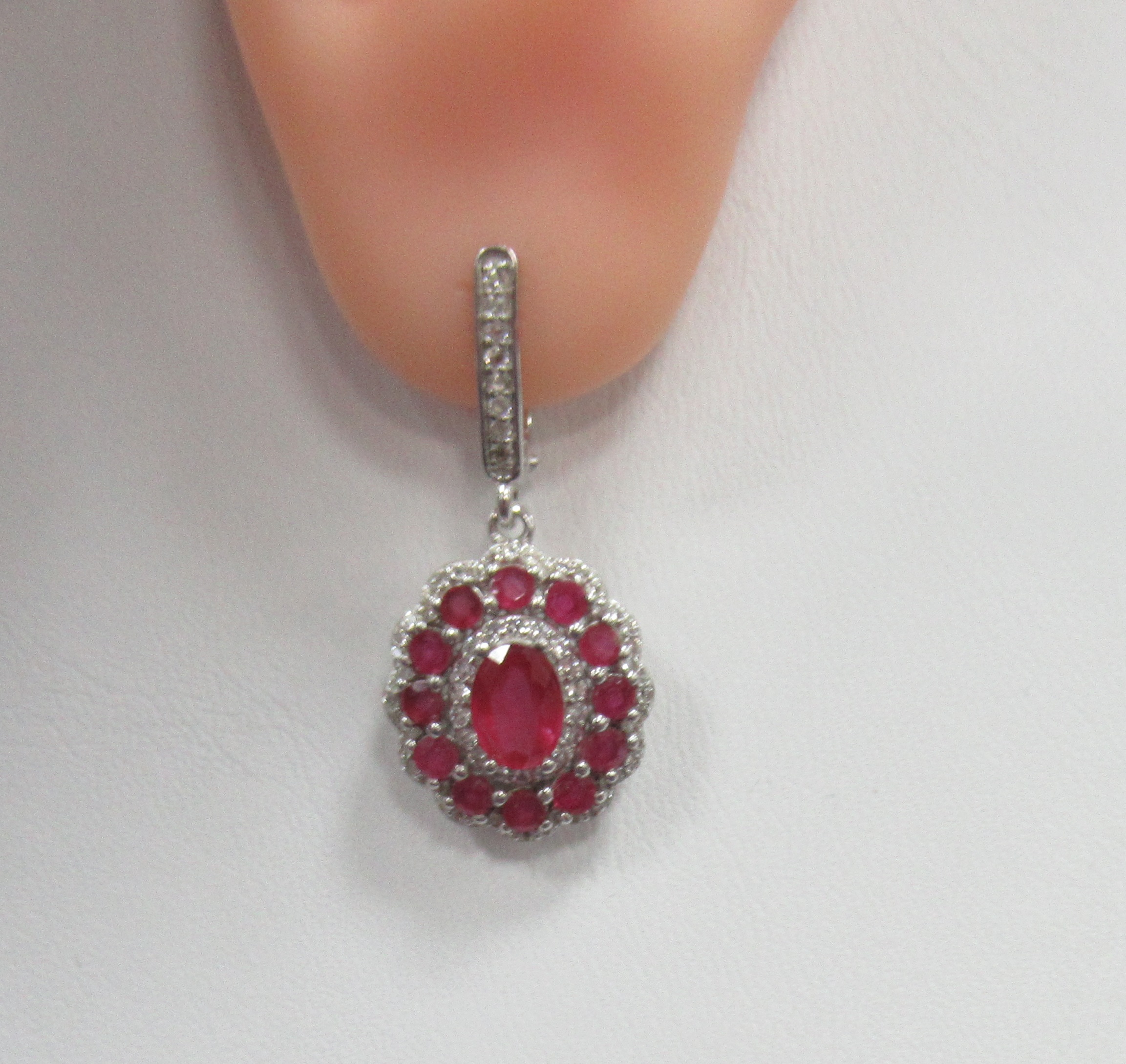 Серебряные серьги с рубинами